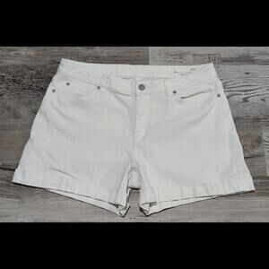 Two By Vince Camuto Shorts Size 10/ 30 White Denim Stretch Cuffed Hem